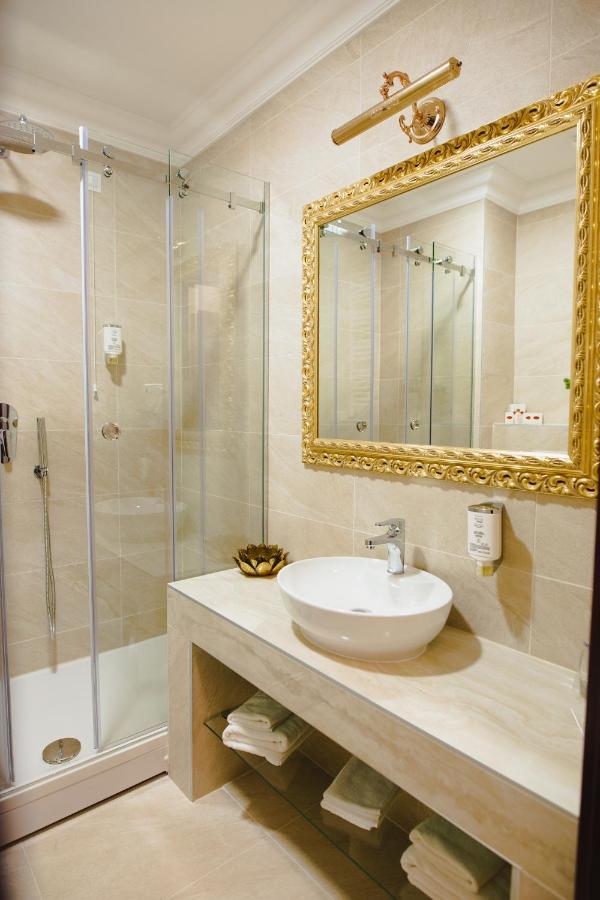 Hotel Integra Banja Luka Esterno foto