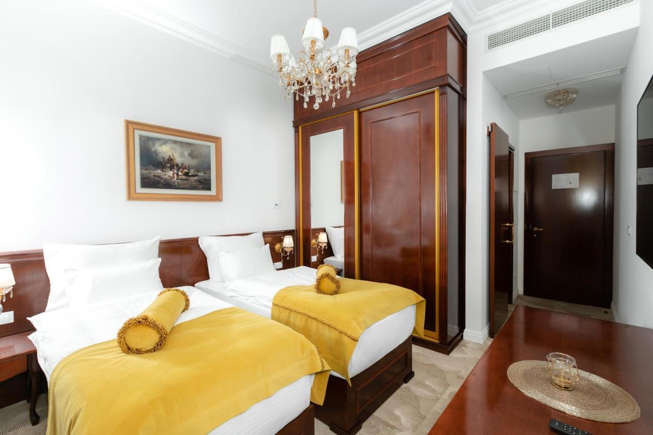 Hotel Integra Banja Luka Esterno foto