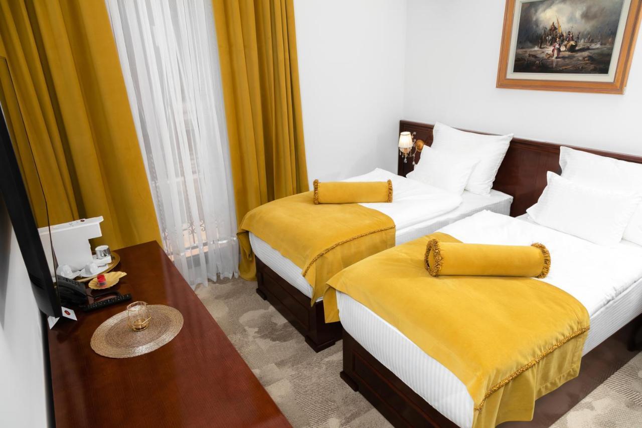 Hotel Integra Banja Luka Esterno foto
